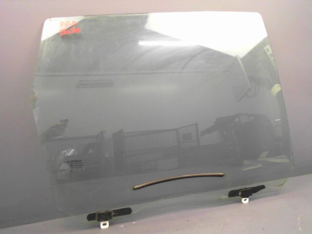 Vitre arriere droit RENAULT SCENIC 1.4 TCE Dynamique Diesel - 1