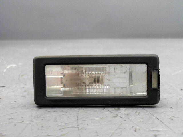 Eclairage de plaque RENAULT SCENIC 1.4 TCE Dynamique Diesel - 1