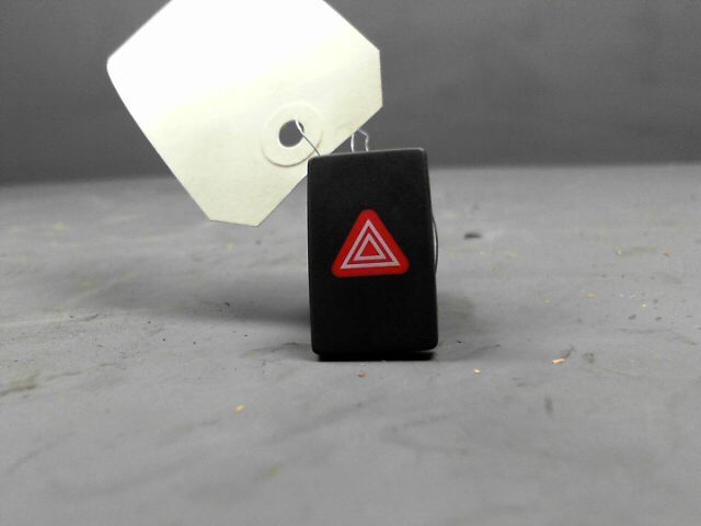 Bouton de warning VOLKSWAGEN GOLF Diesel - 1
