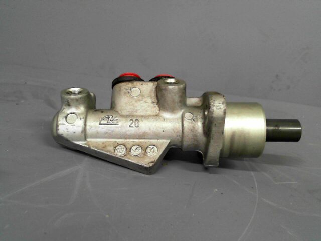Servo frein RENAULT CLIO Essence - 1