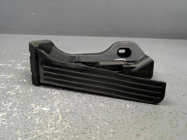 Pedale d'accelerateur VOLKSWAGEN GOLF Essence - 1