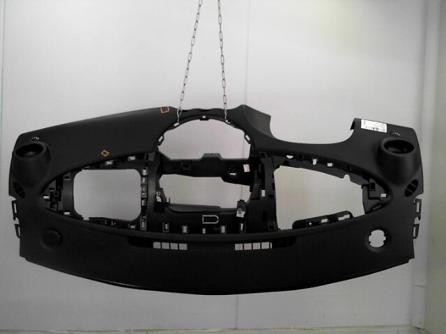 Planche de bord complete RENAULT TWINGO 1.2i 16v 75ch Dynamique Essence - 1
