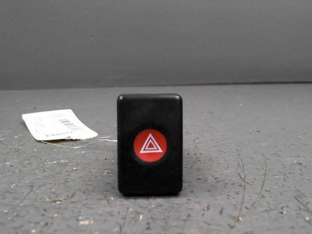 Bouton de warning DACIA LOGAN Diesel - 1