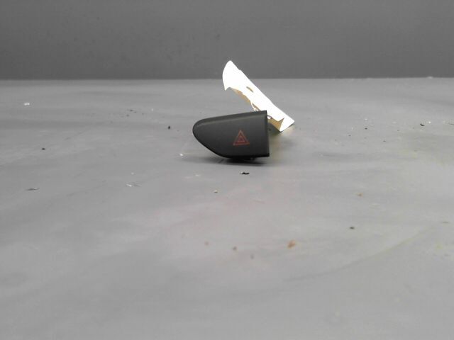 Bouton de warning RENAULT CLIO Diesel - 1