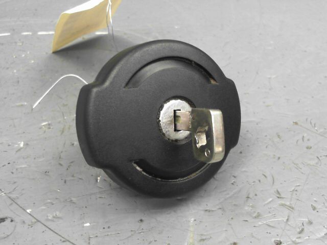 Bouchon de carburant RENAULT SCENIC Diesel - 1