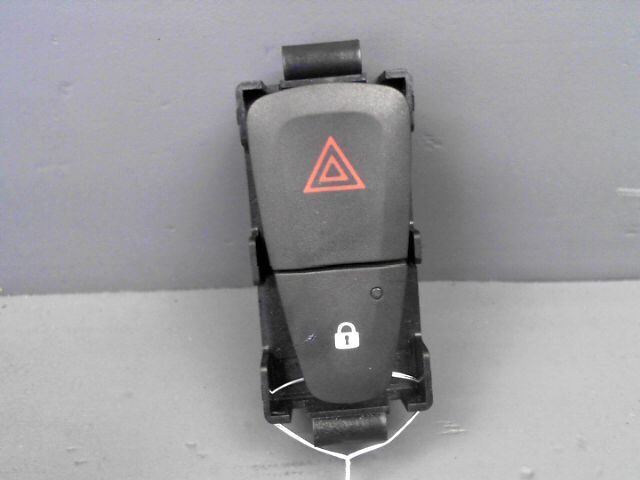 Bouton de warning RENAULT SCENIC Diesel - 1