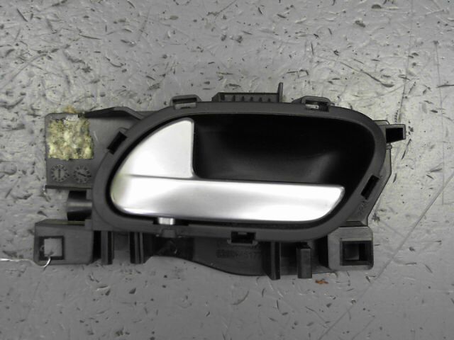 Poignee interieur arriere gauche CITROEN C3 PICASSO 1.6 HDi 90ch FAP Diesel - 1