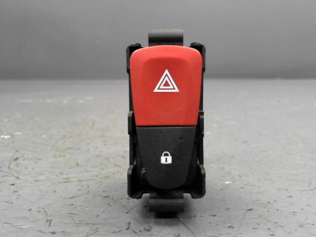 Bouton de warning RENAULT SCENIC Diesel - 1