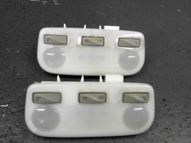 Eclairage de plafonnier RENAULT SCENIC Diesel - 1