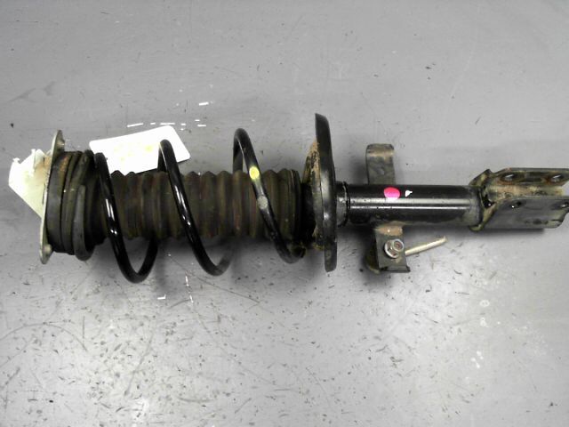 Ressort de suspension avant droit RENAULT CLIO Essence - 1