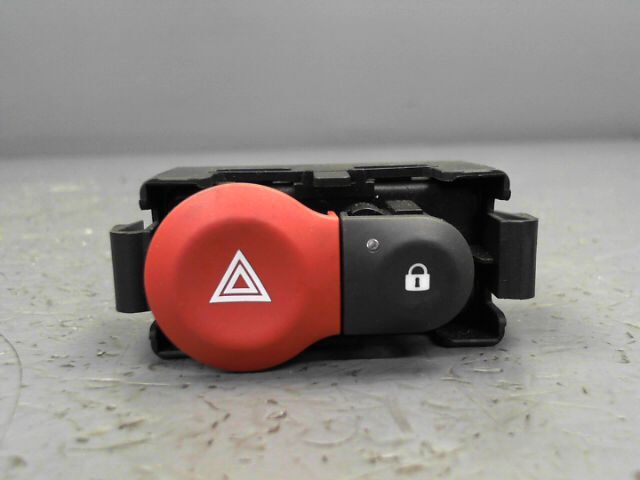 Bouton de warning RENAULT CLIO Diesel - 1