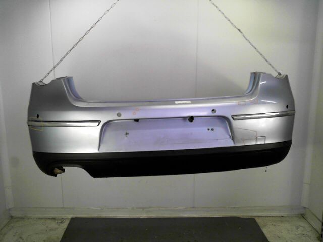 Pare choc arriere VOLKSWAGEN PASSAT Diesel - 1