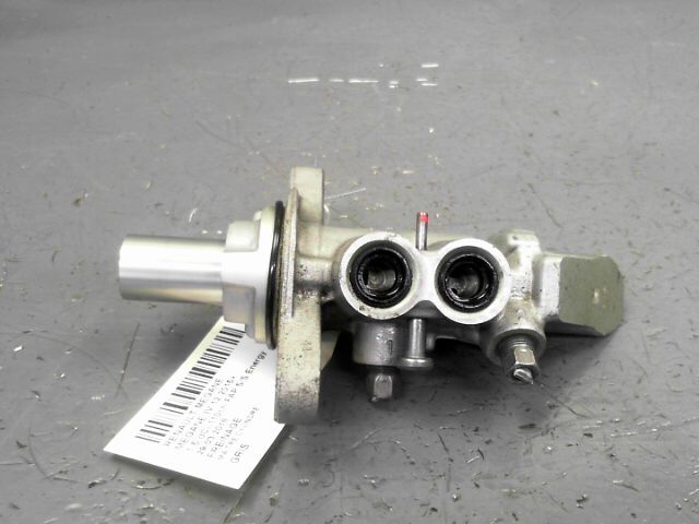 Maitre cylindre (freinage) RENAULT MEGANE Diesel - 1