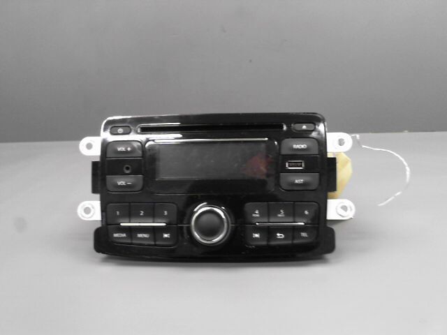 Autoradio d'origine RENAULT CAPTUR 1.5 dCi 90ch FAP Intens EDC Diesel - 1