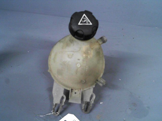 Vase d'expansion PEUGEOT 207 1.4 HDi 70ch Trendy Diesel - 1