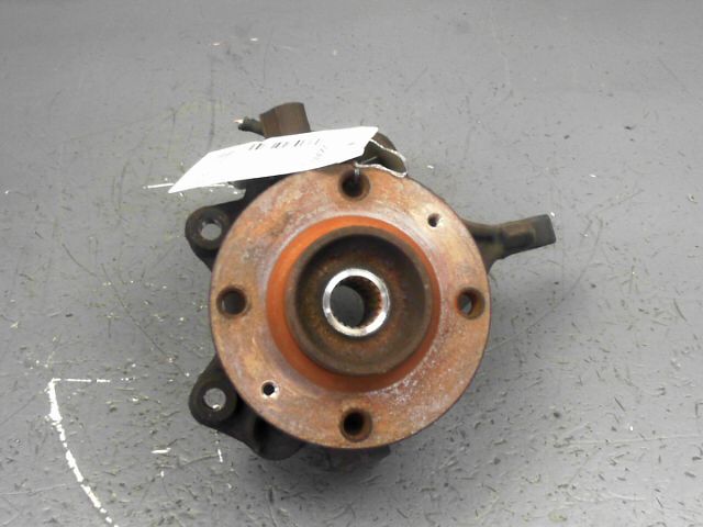 Fusee avant gauche PEUGEOT 207 1.4 HDi FAP SÃ©rie 64 Diesel - 1