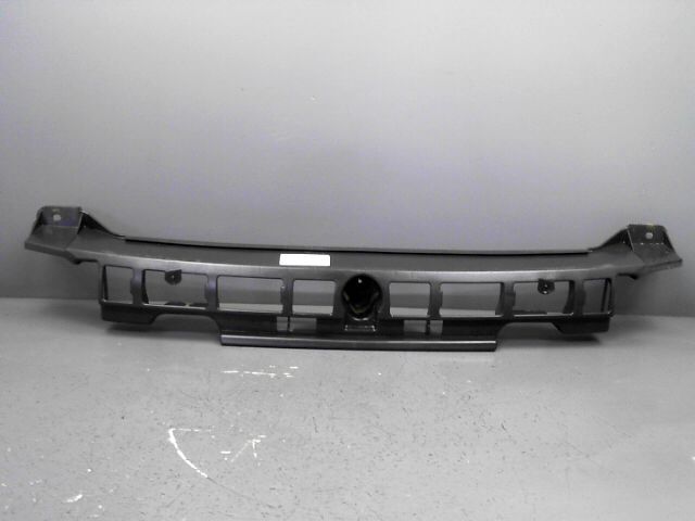 Support de pare chocs arriere PEUGEOT 207 1.4 HDi FAP SÃ©rie 64 Diesel - 1