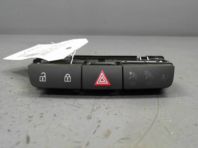 Bouton de warning OPEL INSIGNIA 2.0 CDTi 160ch ecoFLEX FAP Diesel - 1