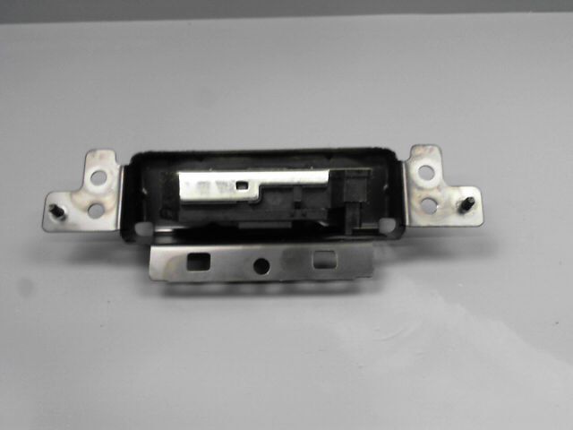 Serrure de hayon PEUGEOT 208 1.6 BlueHDi 75ch FAP Active Diesel - 1