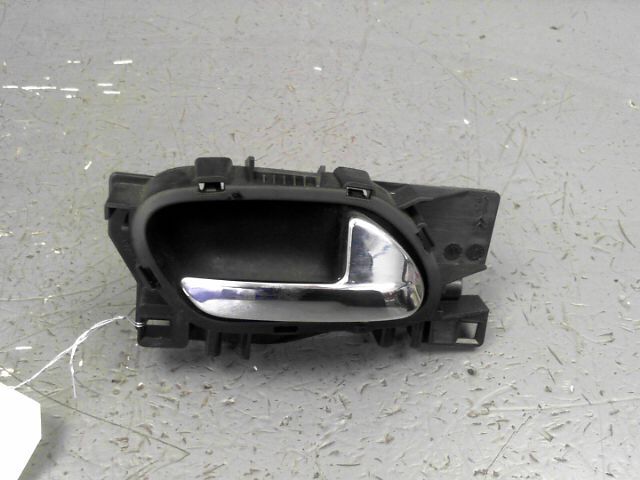 Poignee interieur avant droit CITROEN C3 1.4 HDI 70ch FAP Confort Diesel - 1