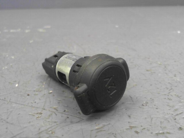 Allume cigare CITROEN C3 1.4 HDI 70ch FAP Confort Diesel - 1