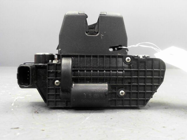 Serrure de hayon CITROEN C3 1.4 HDI 70ch FAP Confort Diesel - 1