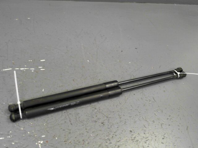 Verin de coffre droit CITROEN C3 1.4 HDI 70ch FAP Confort Diesel - 1