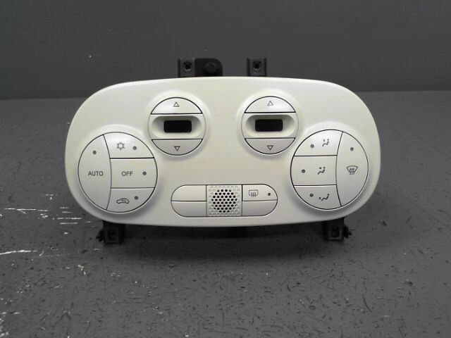 Commande chauffage FIAT 500 1.3 JTD 75 DPF Lounge Diesel - 1