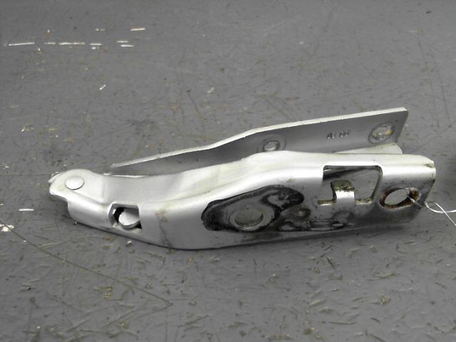 Charniere de capot PEUGEOT 206 XR Presence 1.1 Essence - 1