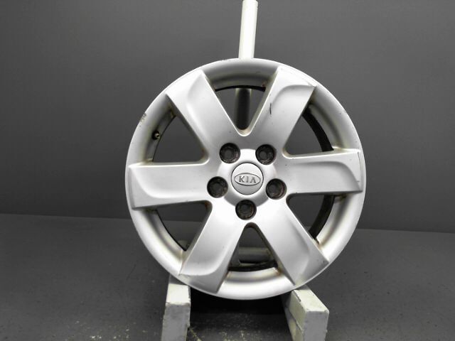 Jante KIA CARENS 2.0CRDi FAP 140ch LX  - 1