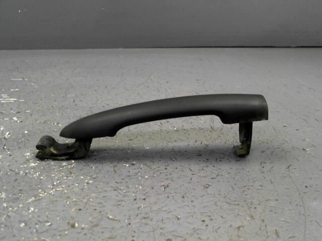 Poignee porte avant droit RENAULT CLIO 1.5 dCi 75ch Air SociÃ©tÃ© Diesel - 1