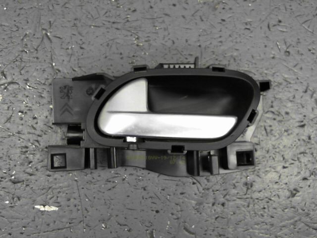 Poignee interieur avant gauche PEUGEOT 2008 Diesel - 1