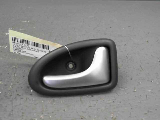 Poignee interieur arriere droit RENAULT CLIO 1.5 dCi 70ch Authentique Diesel - 1