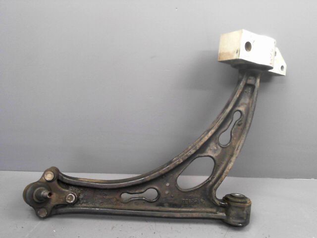Triangle avant droit VOLKSWAGEN GOLF Confort 2.0 TDi 16v 140ch Diesel - 1