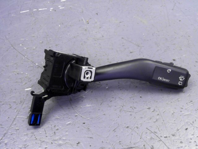 Commodo d'essuie glaces VOLKSWAGEN GOLF Confort 2.0 TDi 16v 140ch Diesel - 1