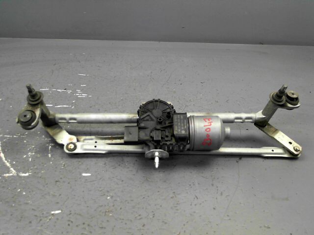 Mecanisme essuie glace avant VOLKSWAGEN POLO 1.6 TDi 90ch CR FAP Life Diesel - 1