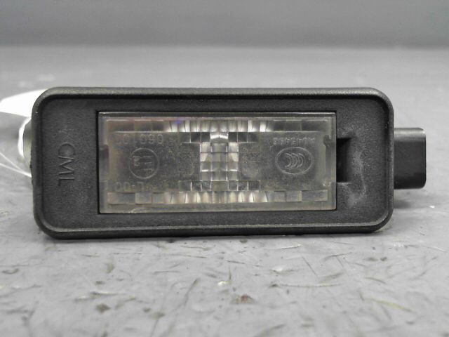 Eclairage de plaque PEUGEOT 308 1.6 HDi 92ch FAP Affaire Diesel - 1