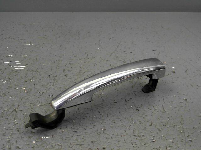 Poignee porte arriere droit CITROEN C3 1.2 VTi 82ch Collection Essence - 1