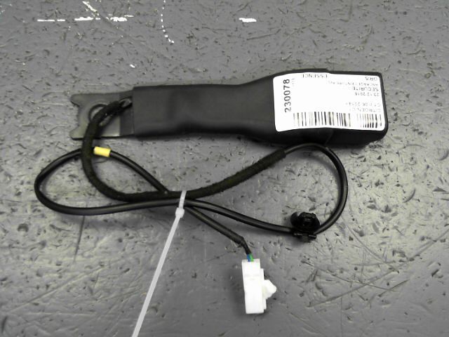 Attache ceinture avant gauche CITROEN C1 Essence - 1