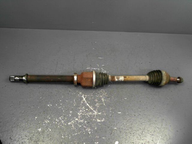 Cardan droit (transmission) RENAULT CLIO 1.5 dCi 70 Expression clim Diesel - 1
