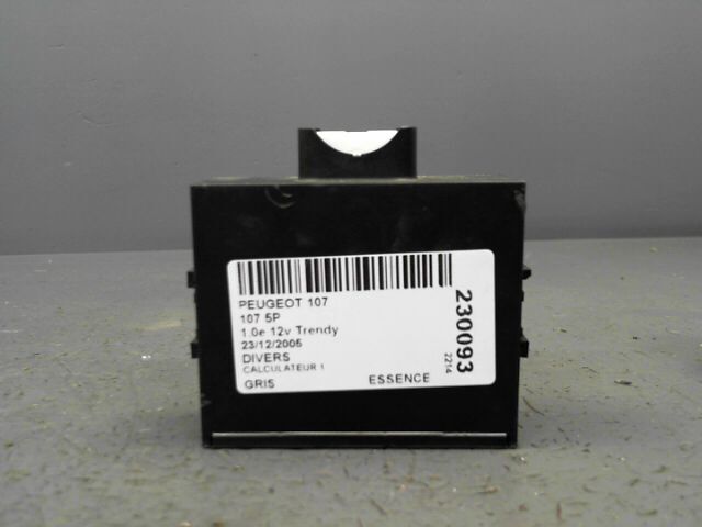 Calculateur PEUGEOT 107 1.0e 12v Trendy Essence - 1