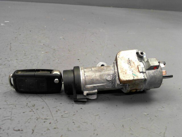 Antivol de direction VOLKSWAGEN POLO Trend 1.2 65ch Essence - 1