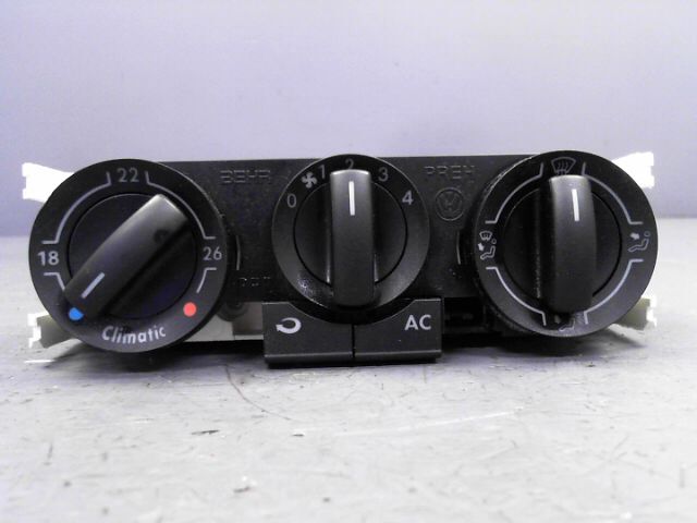 Commande chauffage VOLKSWAGEN POLO Trend 1.2 65ch Essence - 1