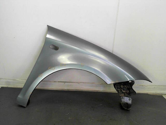 Aile avant droit SEAT ALTEA 1.6i Stylance Essence - 1
