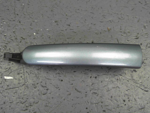 Poignee porte avant droit SEAT ALTEA 1.6i Stylance Essence - 1