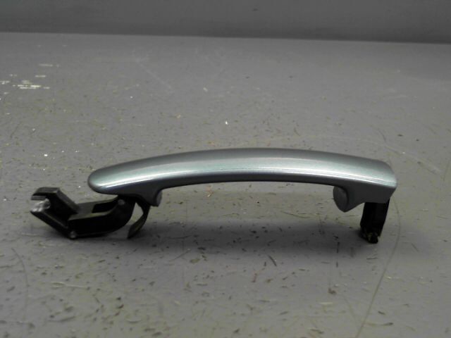 Poignee porte avant gauche SEAT ALTEA 1.6i Stylance Essence - 1