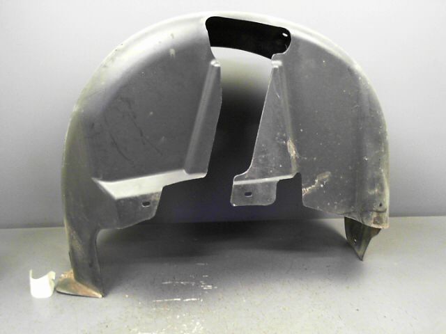 Pare boue arriere gauche SEAT ALTEA 1.6i Stylance Essence - 1