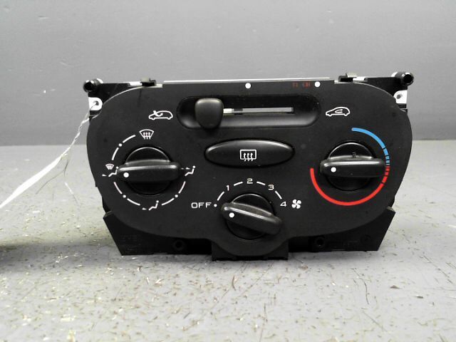 Commande chauffage PEUGEOT 206 XR Presence 1.1 Essence - 1
