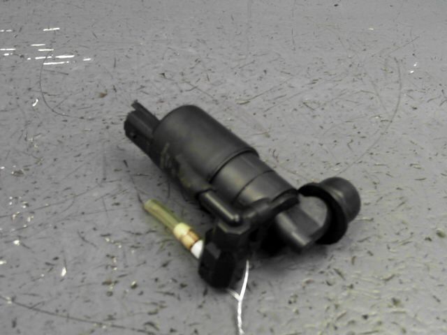 Pompe lave glace avant RENAULT SCENIC Confort Authentique 1.9 dCi 120ch Diesel - 1