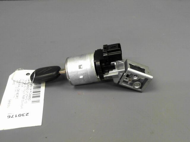 Antivol de direction CITROEN C4 PICASSO 1.6 HDi 8v 110ch FAP Confort Diesel - 1